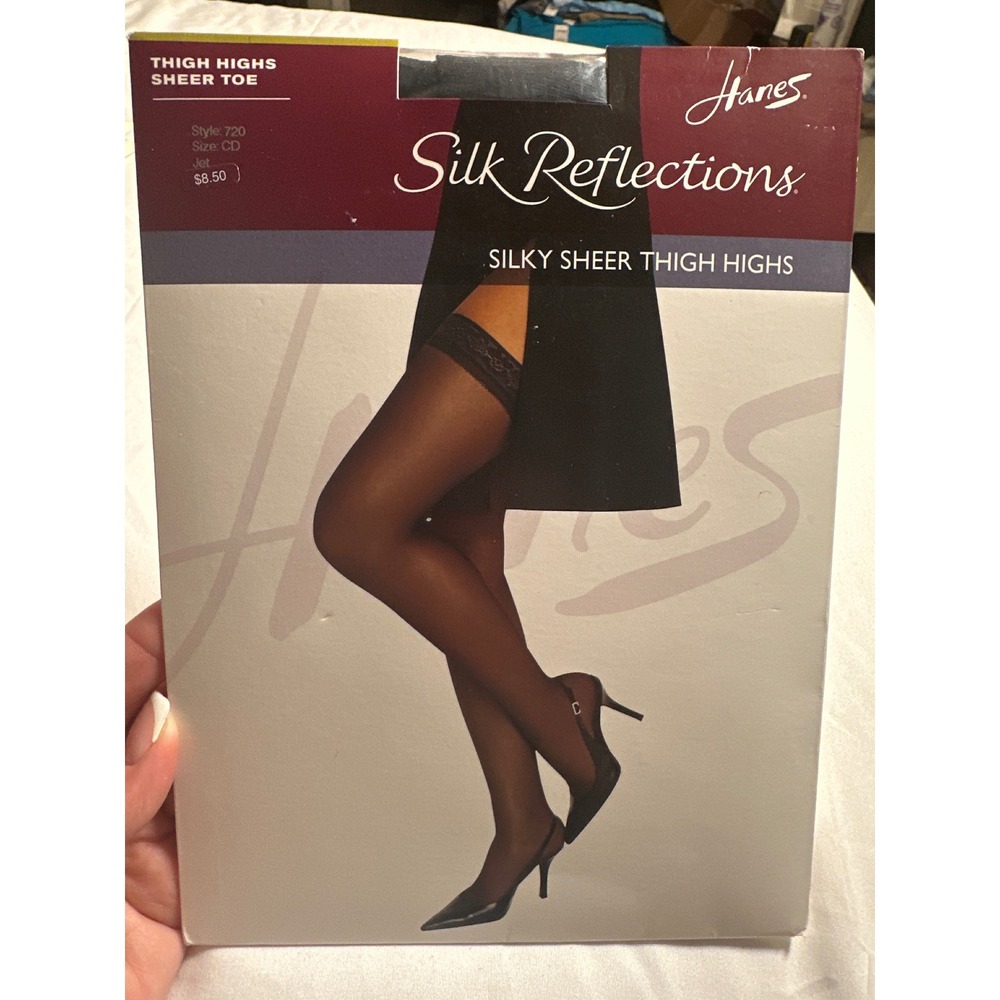 Hanes Silk Reflections Silky Sheer Thigh Highs Jet Black Size CD Style 720